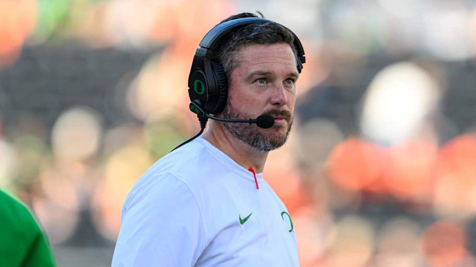 Gecova Doyal ในชุดทีม Oregon Ducks