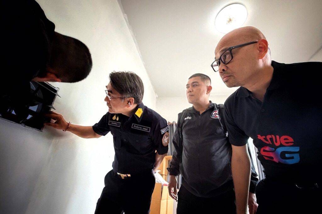 ภาพประกอบ