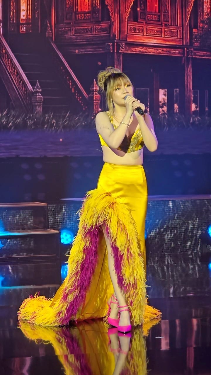 ครูรักและกระแต อาร์สยาม ใน True AF 2026