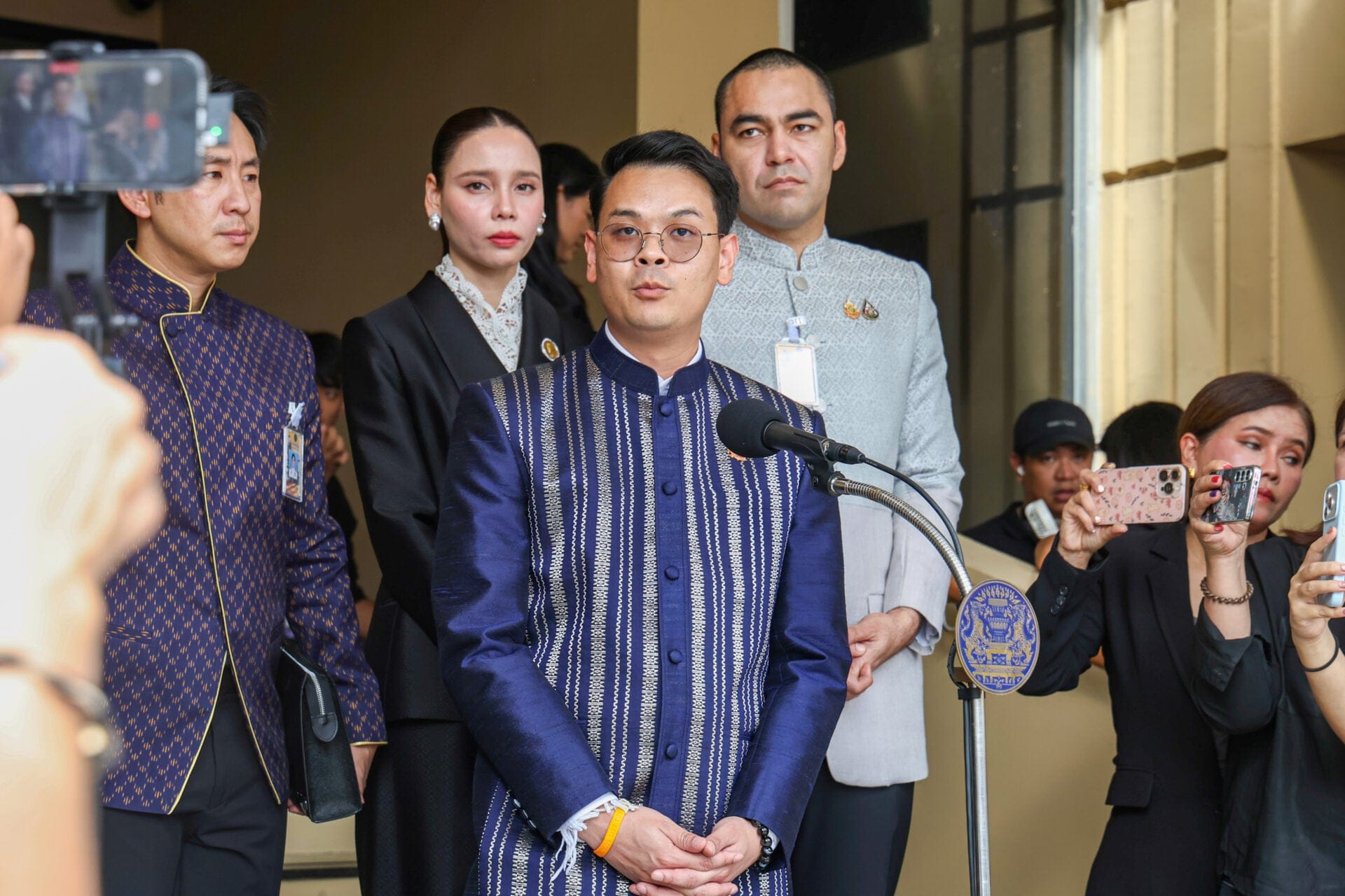 ภาพประกอบ