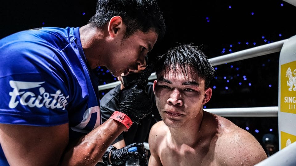 ผลมวยนาบิลแรมโบ้เล็ก: แรมโบ้เล็ก ฉ.อจลบุญ ผงาดแชมป์โลก ONE มวยไทย แบนตัมเวต