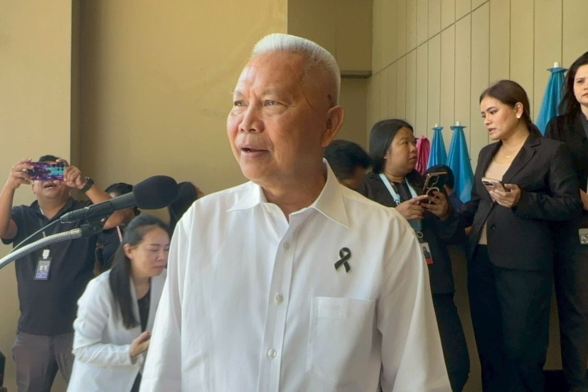 โสภณ ซารัมย์ ปัดข่าวเสนอชื่อ ‘ประธานสภา’ ลั่นพร้อมทำเต็มที่ทุกบทบาท