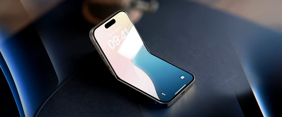 หายข้องใจ! ทำไม iPhone จอพับ ถึงไม่ใช่ดีไซน์ตลับแป้ง (Clamshell)