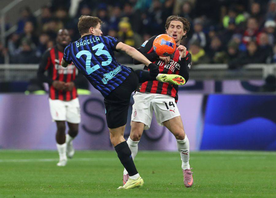 พรีวิวกัลโช่ เซเรีย อา: เจนัว พบ โรมา – เดิมพันสูงในศึกแห่งทิศทางฤดูกาล