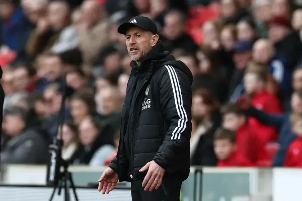 ศึกชี้ชะตา! เลสเตอร์ ซิตี้ ปะทะ นอริช ซิตี้: ใครจะคว้าชัยในเกมสำคัญ?