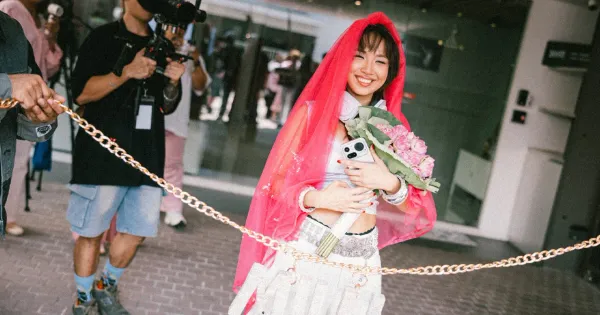 ปรากฏการณ์แห่ขันหมากสู่ขอ MILLI: Nothing Thailand กับกลยุทธ์ Brand Ambassador สุดสร้างสรรค์