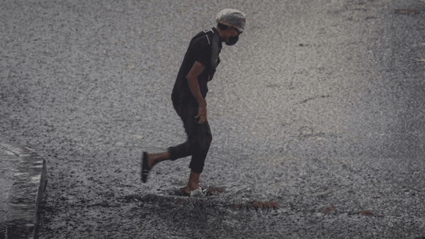 พยากรณ์อากาศกรุงเทพฯ: เตรียมรับมือฝนฟ้าคะนอง ลมกระโชกแรง และการมาของฤดูฝน